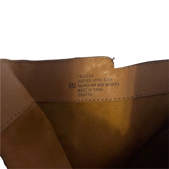 SOFFT Brown Bootie Size 8 Women Leather Wedge Chic Winter Glam Stylish Neutral - Picture 8 of 10